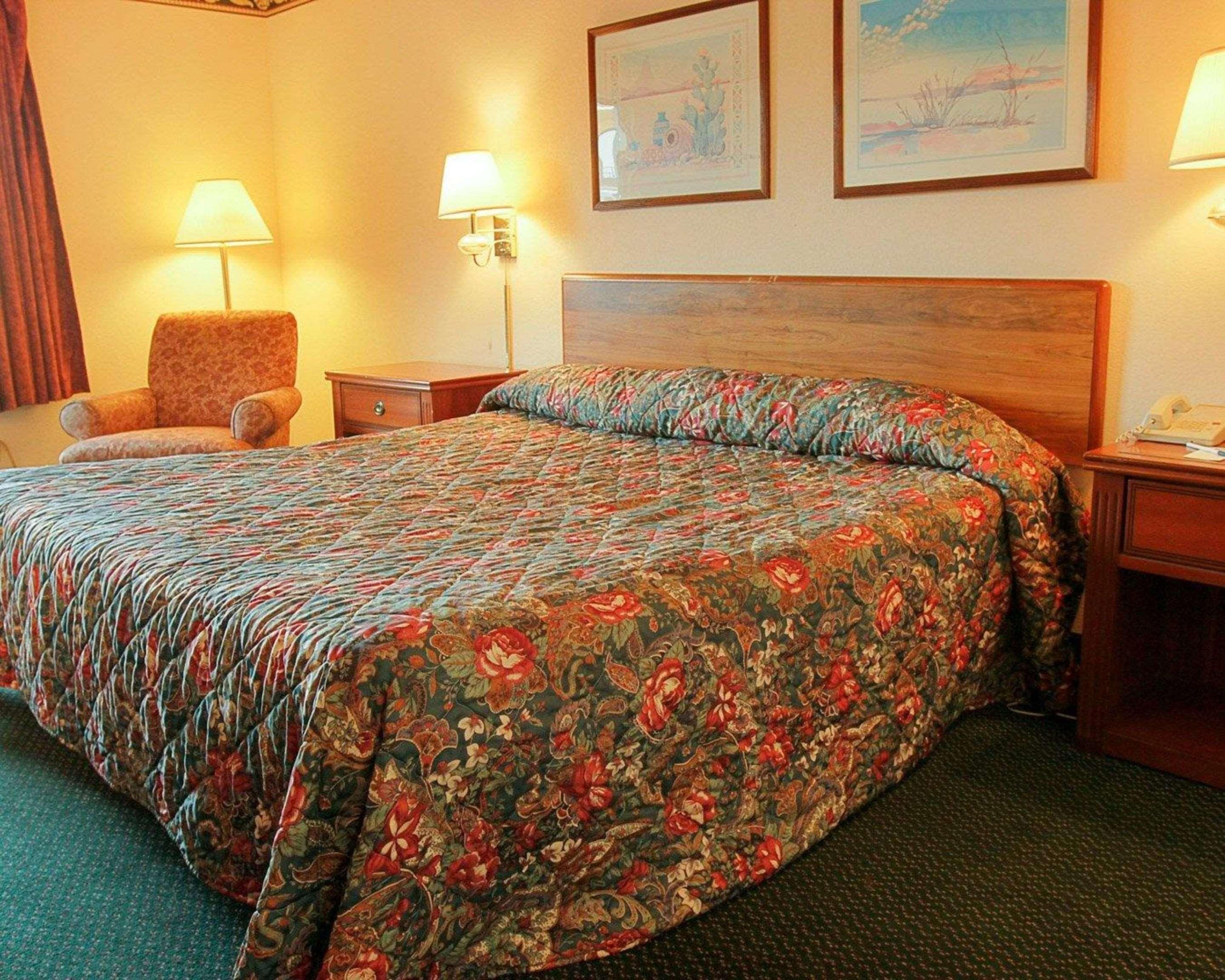 Rodeway Inn Грінвуд Екстер'єр фото