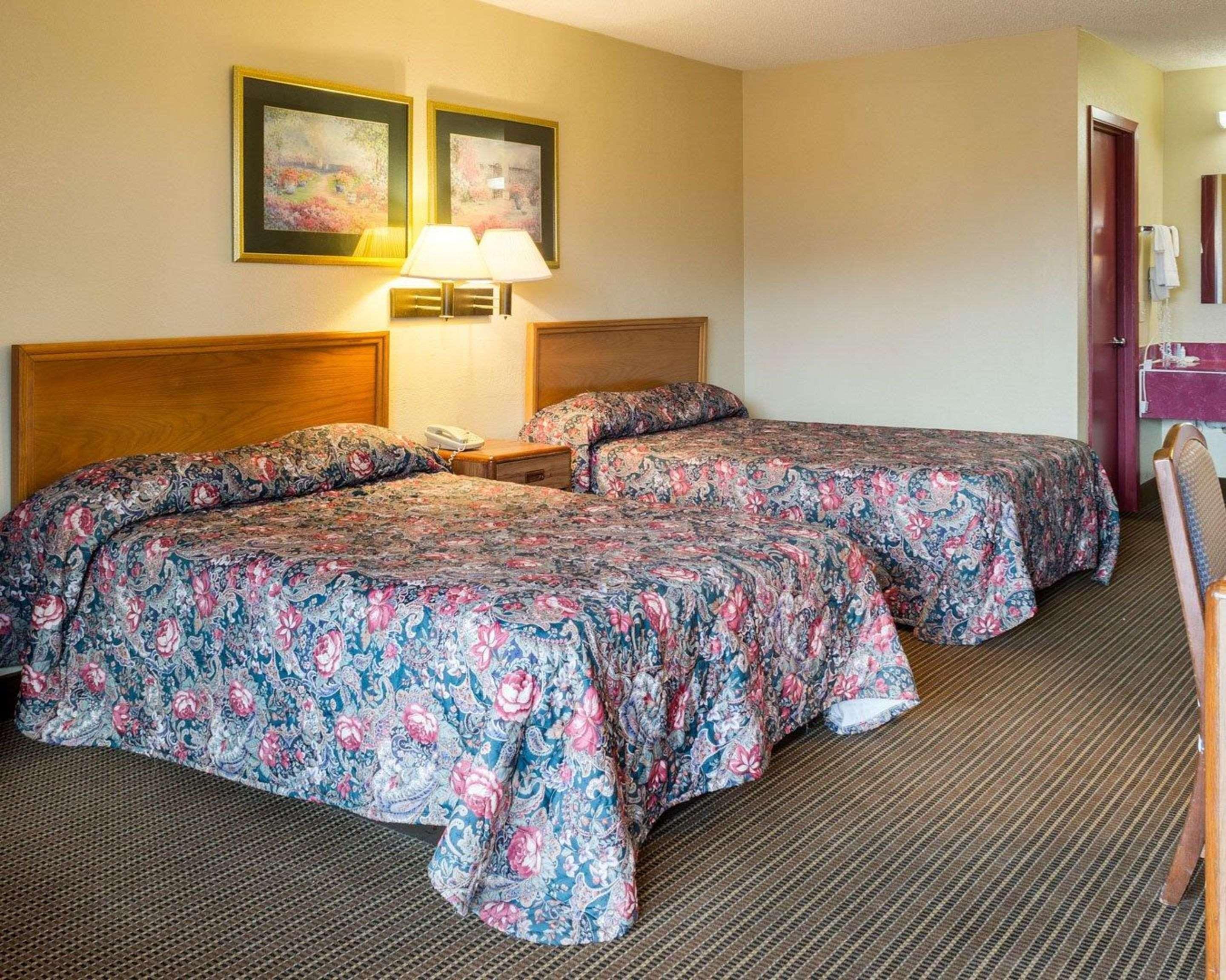 Rodeway Inn Грінвуд Екстер'єр фото