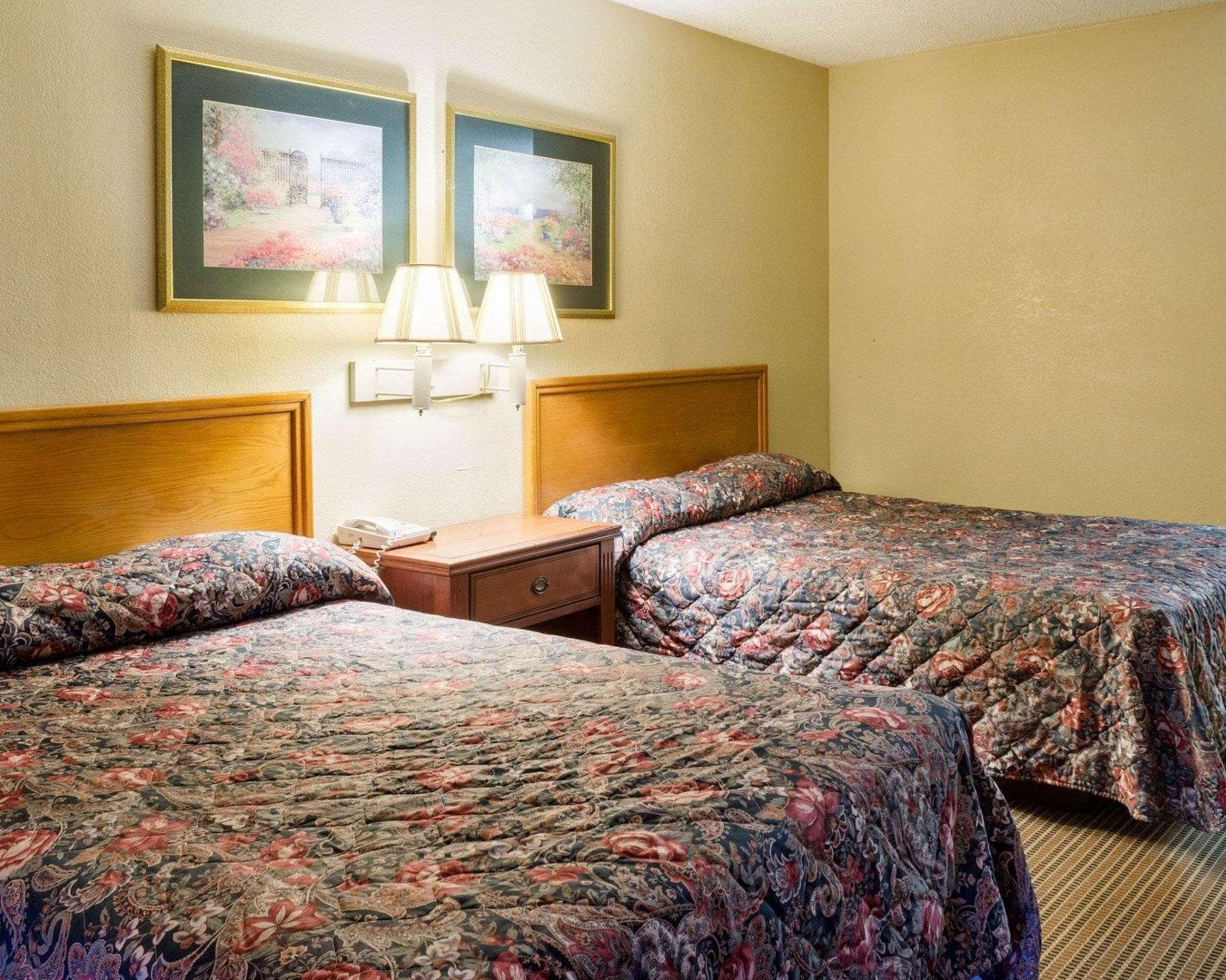 Rodeway Inn Грінвуд Екстер'єр фото