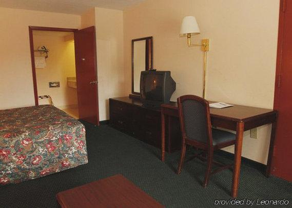 Rodeway Inn Грінвуд Номер фото